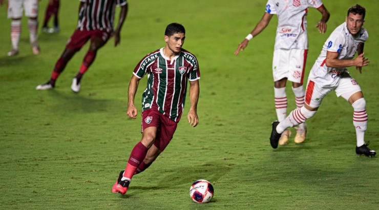 Michel fez bons jogos pelo Flu - Foto: Jorge Rodrigues/AGIF.