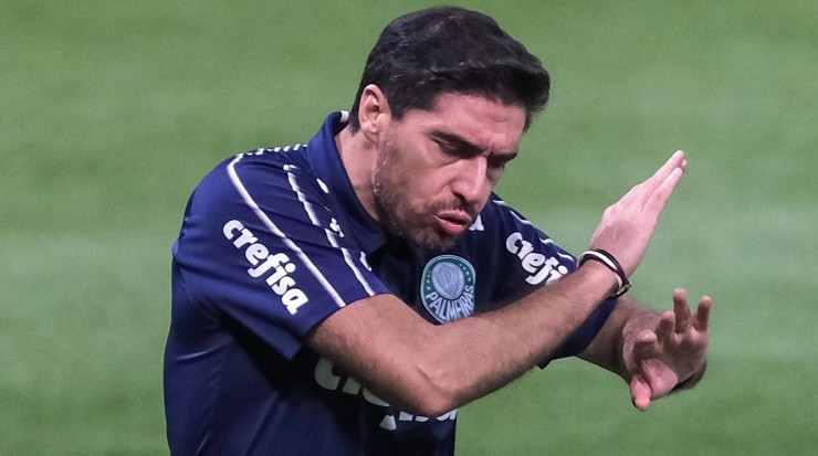 Abel vem tendo uma postura com bastante irritação - Foto: Marcello Zambrana/AGIF. Abel vem tendo uma postura com bastante irritação - Foto: Marcello Zambrana/AGIF.