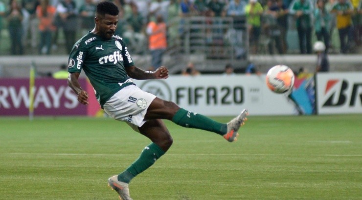 Ramires fez apenas 43 jogos e 1 gol em sua passagem - Foto: Bruno Ulivieri/AGIF.