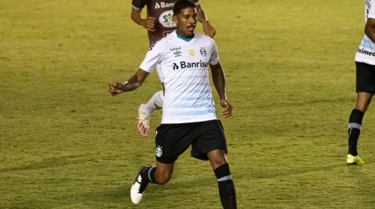 Jean Pyerre: cuidado de perto pela preparação física (Foto: Maxi Franzoi/AGIF)