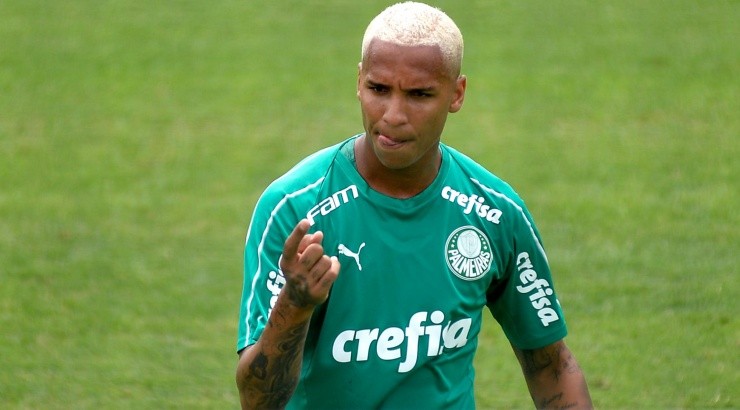 Atacante está de volta após passagem pela Europa - Foto: Bruno Ulivieri/AGIF. Atacante está de volta após passagem pela Europa - Foto: Bruno Ulivieri/AGIF.