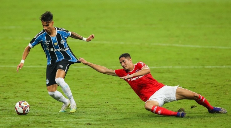 Atacante é destaque do Grêmio em 2021 - Foto: Pedro H. Tesch/AGIF.