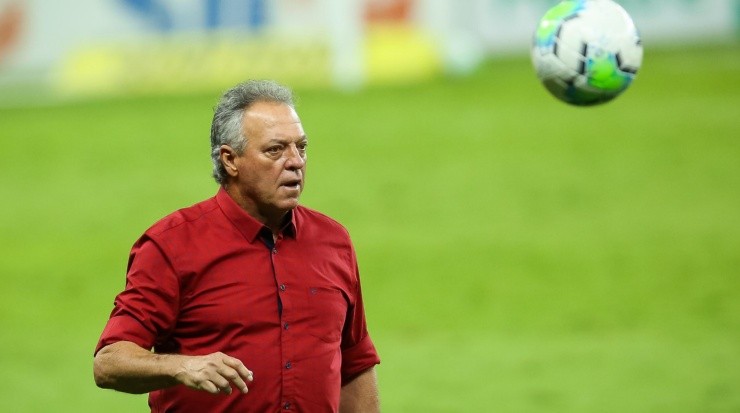 Abel Braga: ficou próximo do título brasileiro no Colorado (Foto: Pedro H. Tesch/AGIF)