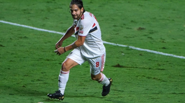 Benítez: próximo de retornar (Foto: Marcello Zambrana/AGIF)