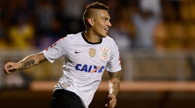 Atacante fez muito sucesso, mas acabou saindo pela porta dos fundos - Foto: Mauro Horita/AGIF. Atacante fez muito sucesso, mas acabou saindo pela porta dos fundos - Foto: Mauro Horita/AGIF.