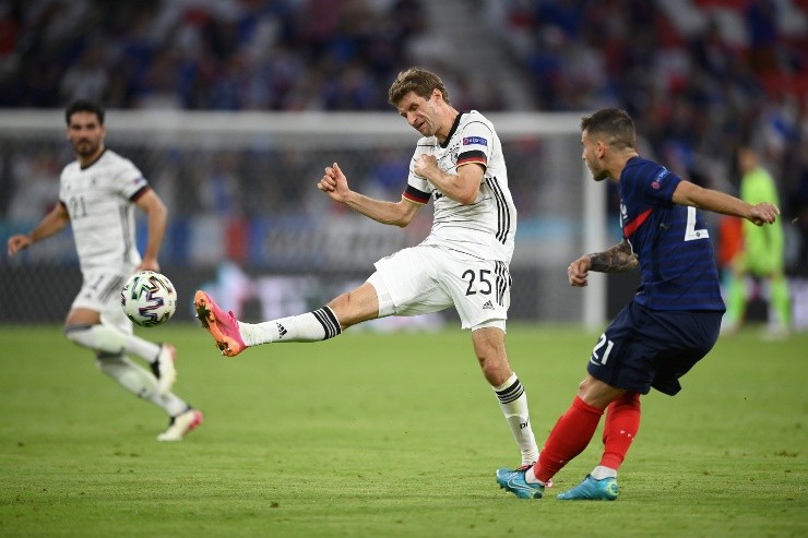 Thomas Müller auf dem Feld gegen Frankreich.  (Foto: Getty Images)