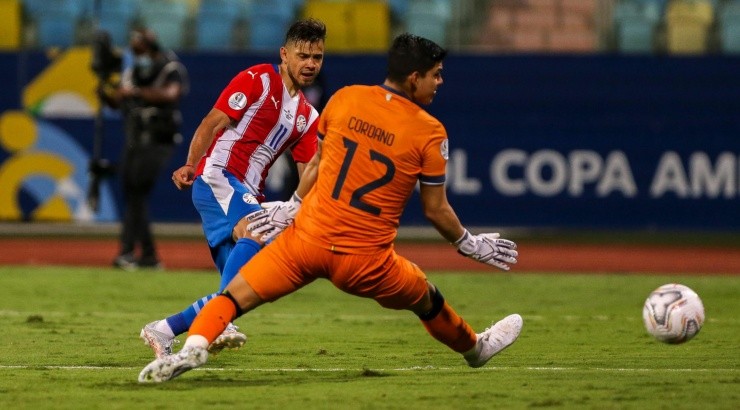 Romero vem se destacando na Copa América - Foto: Heber Gomes/AGIF.