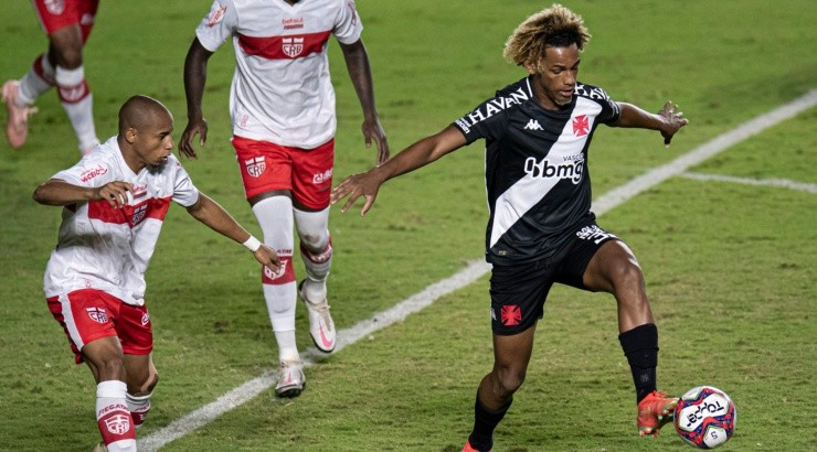 MT foi considerado um dos melhores em campo - Foto: Jorge Rodrigues/AGIF.