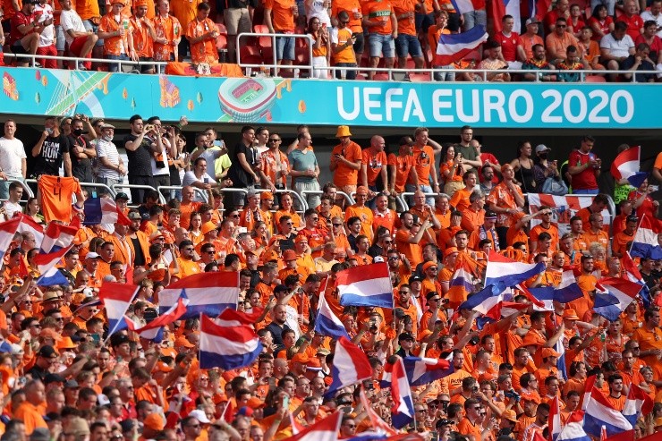 Torcida holandesa confiante. (Foto: Getty Images)