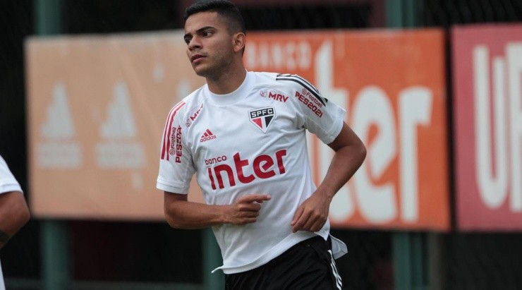 Bruno Rodrigues: pouco utilizado (Fotos: Rubens Chiri / saopaulofc.net / Divulgação)