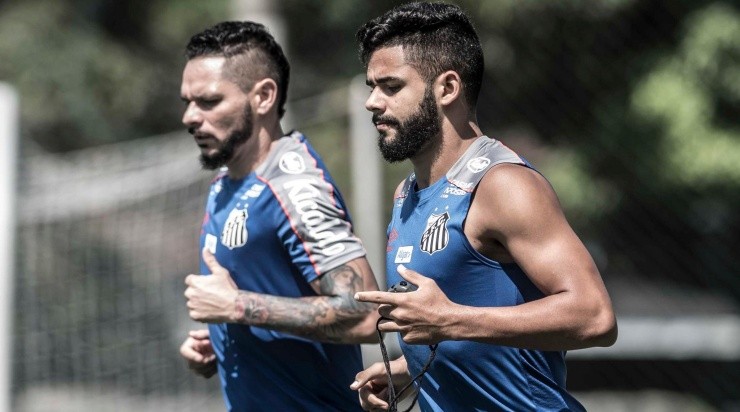 Pará e Felipe Jonatan: questionados pela torcida (Foto: Ivan Storti/Santos FC/Divulgação)