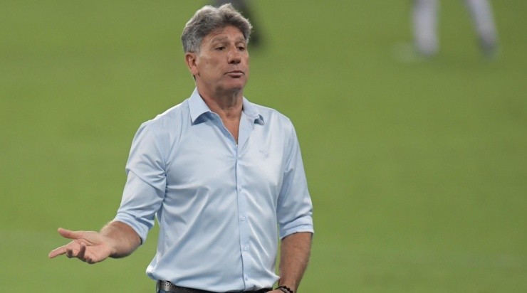 Renato: lembrado por torcida em protesto e citado por dirigente (Foto: Fernando Soutello/AGIF)