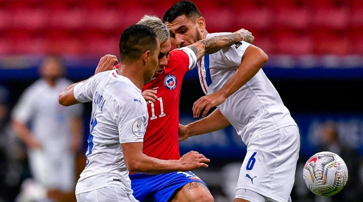 Vargas e Alonso: dupla retorna ao Galo em breve (Foto: Mateus Bonomi/AGIF)