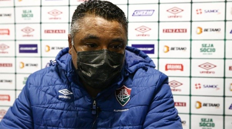 Roger Machado: explicou as situações dos jovens (FOTO: LUCAS MERÇON / FLUMINENSE F.C / DIVULGAÇÃO)