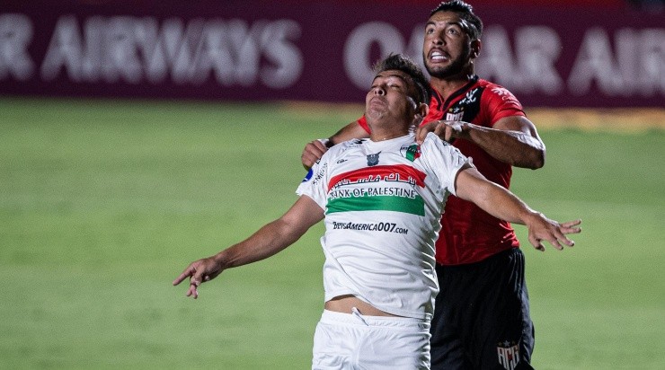 Na temporada 2021, Nathan soma 22 partidas e 1 gol (Foto: Heber Gomes/AGIF)