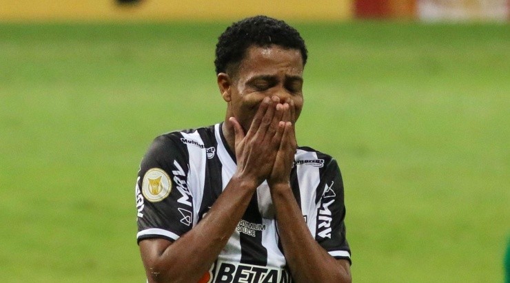 Keno ainda não está confirmado e se recupera de lesão. (Foto: Fernando Moreno/AGIF)