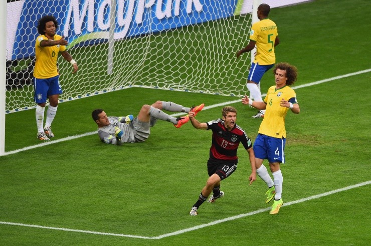 Müler abriu o placar aos 11. (Foto: Getty Images)
