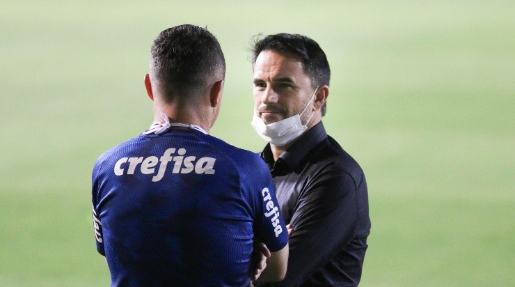 Caetano descartou o meia ex-dupla Grenal (Foto: Fernando Moreno/AGIF) Caetano descartou o meia ex-dupla Grenal (Foto: Fernando Moreno/AGIF)