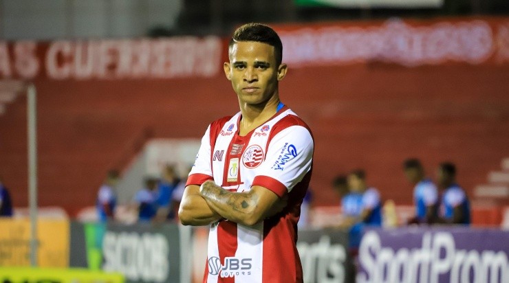 Erick “deitou e rolou” no Náutico. (Foto: Thyago Marques/CNC) Erick “deitou e rolou” no Náutico. (Foto: Thyago Marques/CNC)