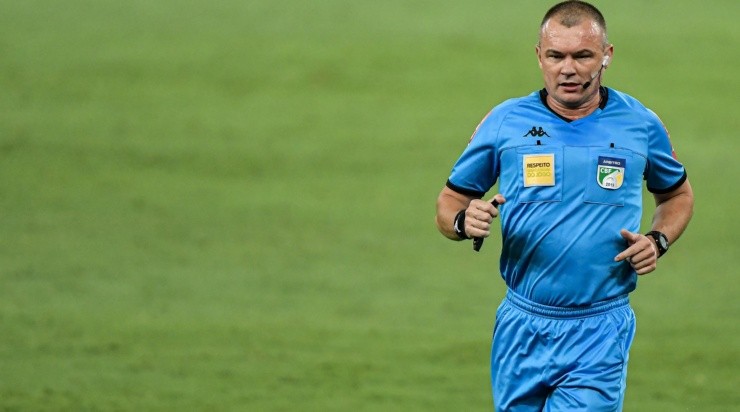 Vuaden: relatou em súmula as ofensas do treinador atleticano (Foto: Thiago Ribeiro/AGIF)