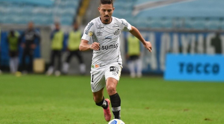 Jean Mota: jogador da confiança de Fernando Diniz (Foto: Ivan Storti/Santos FC/Divulgação)