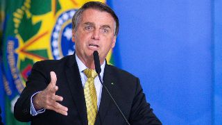 Auxilio Brasil Bolsonaro Anuncia Programa De Transferencia De Renda Com Valor 50 Maior Que O Bolsa Familia Bolavip Brasil