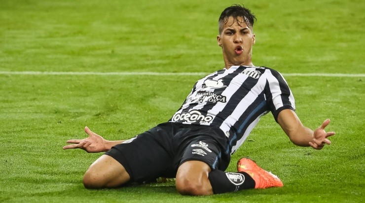 Kaio Jorge: despertou interesse do Verdão (Foto: Pedro H. Tesch/AGIF)