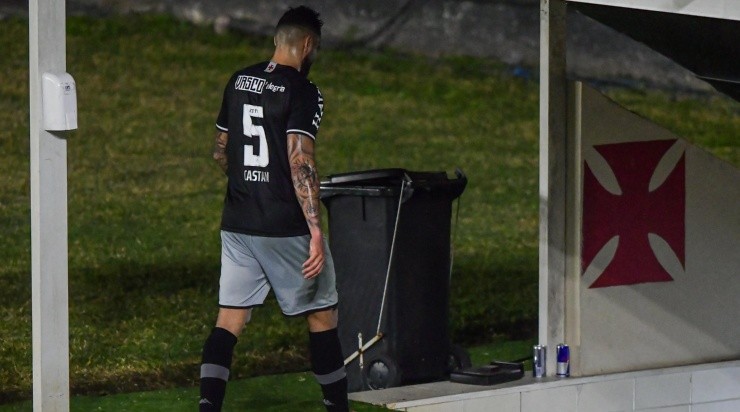 Castan: ficará afastado por até um mês (Foto: Thiago Ribeiro/AGIF)