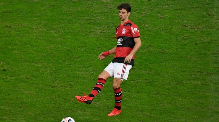 Lesões impedem sequência de zagueiro na temporada (Foto: Mateus Bonomi/AGIF)