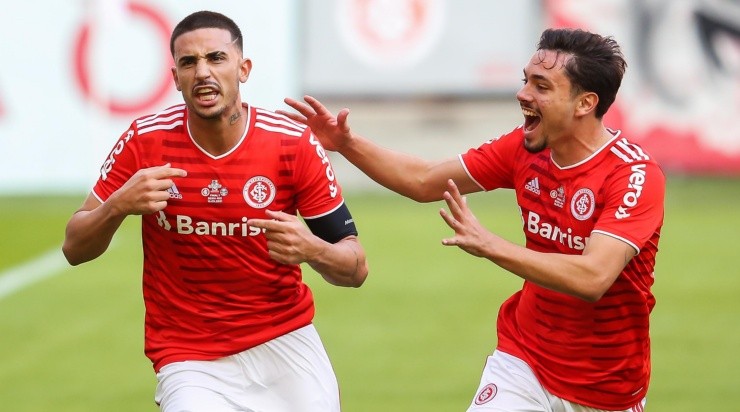 Galhardo: caiu de rendimento na temporada 2021 (Foto: Pedro H. Tesch/AGIF)