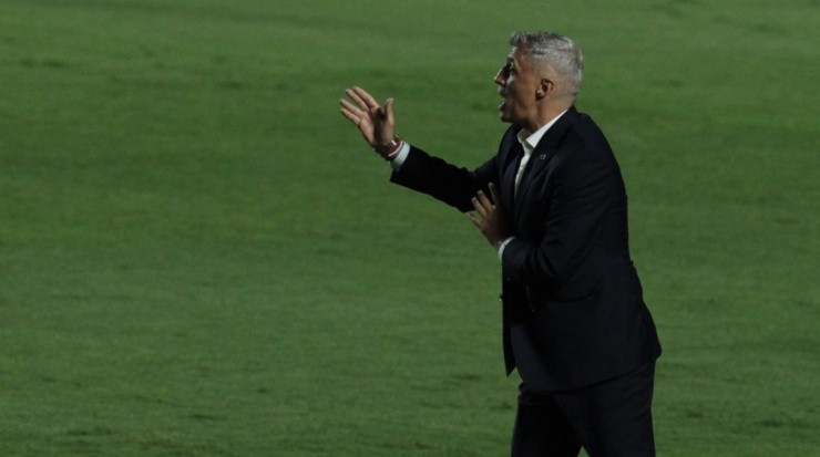 Crespo: apontou os motivos para ausência da dupla (Foto: Rubens Chiri / saopaulofc.net / Divulgação)