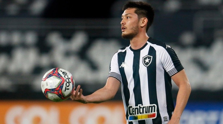 Oyama: vem apresentando bom desempenho (Foto: Vitor Silva/Botafogo/Divulgação)