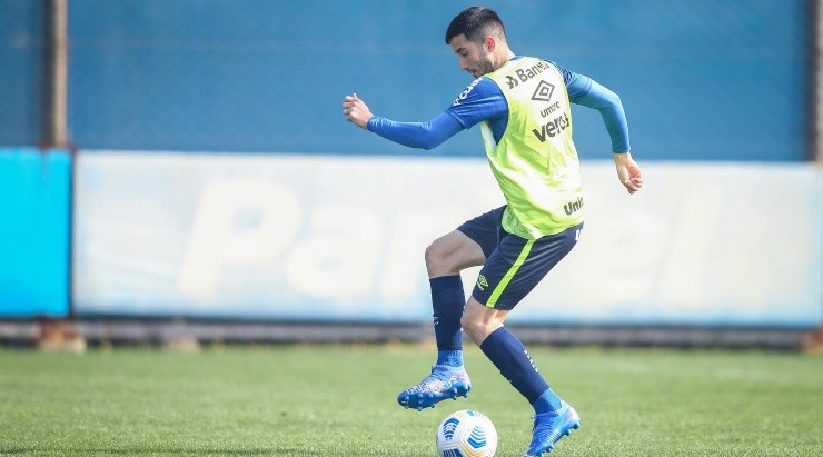 Villasanti: deve ser titular contra o Cuiabá (Foto: Lucas Uebel/Grêmio/Divulgação)