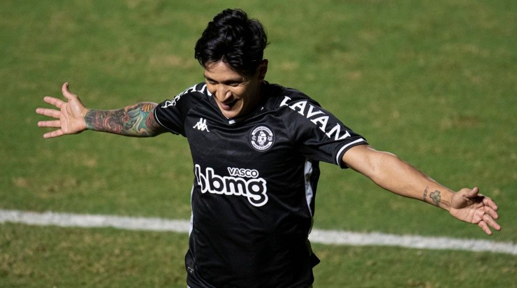 Argentino do Vasco soma 14 gols em 32 jogos na temporada (Foto: Jorge Rodrigues/AGIF)