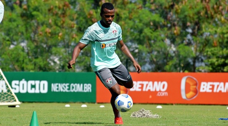 Arias: pode estrear no meio de semana (FOTO: MAILSON SANTANA/FLUMINENSE FC/DIVULGAÇÃO)