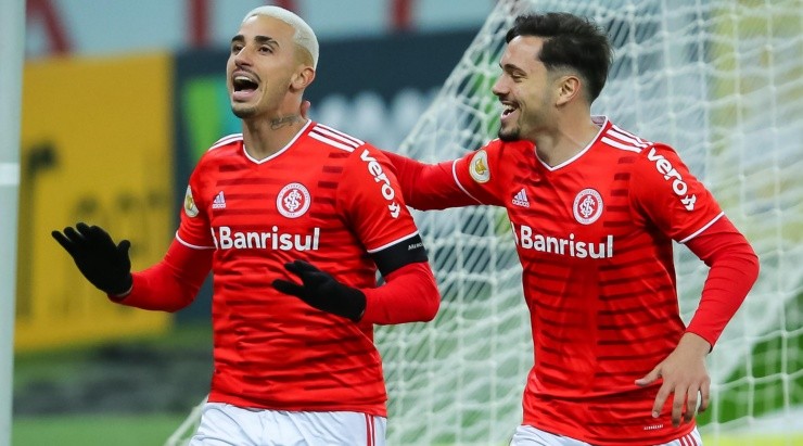 Thiago Galhardo: de saída do Colorado (Foto: Pedro H. Tesch/AGIF)