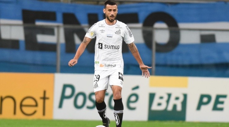 Camacho: não pôde atuar na Copa do Brasil  (Foto: Ivan Storti/Santos FC/Divulgação)