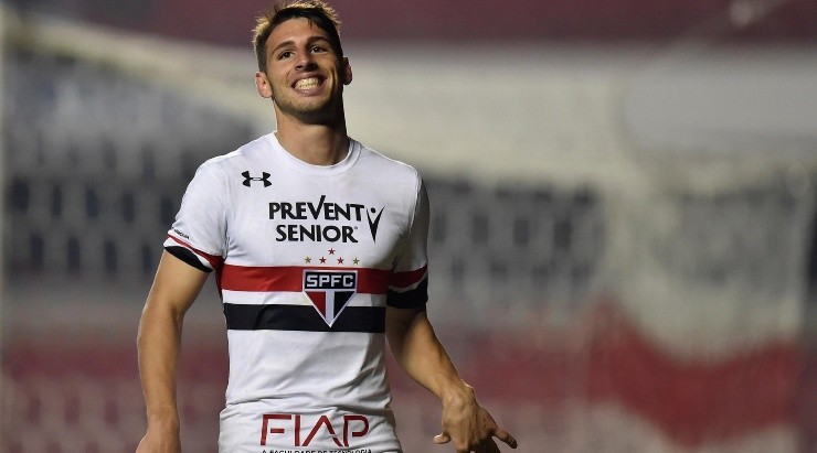 Em 6 meses, Calleri marcou 16 gols em 31 jogos pelo Tricolor (Foto: Mauro Horita/AGIF)