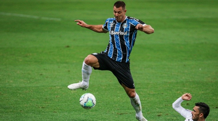 Churín: quer ficar no Tricolor (Foto: Fernando Alves/AGIF)