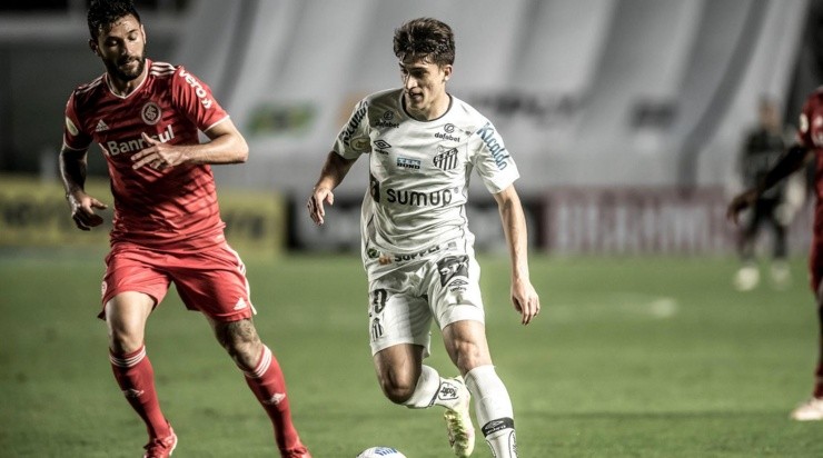 Pirani: em alta com o novo treinador (Foto: Ivan Storti/Santos FC/Divulgação)