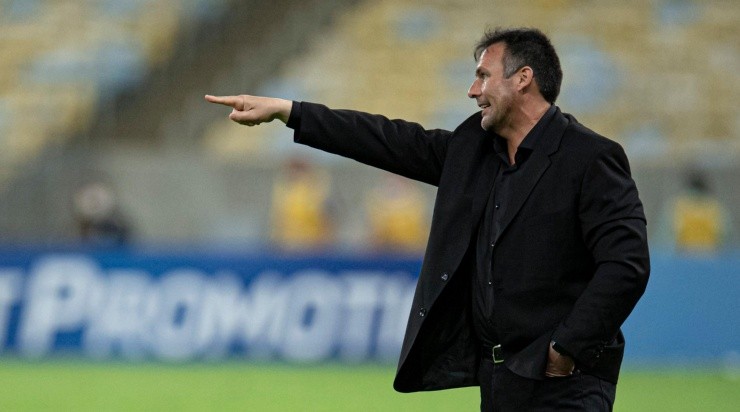 Diego Dabove fará sua estreia na Arena Fonte Nova diante do RB Bragantino neste sábado (18) Foto:     Jorge Rodrigues/AGIF