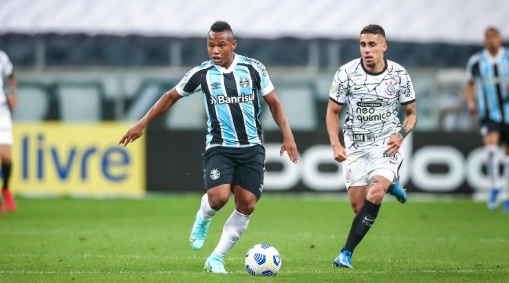 Após ser titular contra o Corinthians, colombiano não atuou mais (Foto: Lucas Uebel/Grêmio/Divulgação))