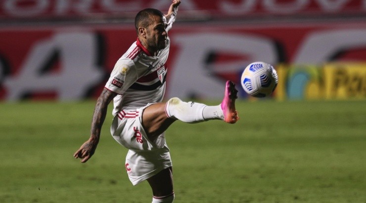 O medalhão ainda pode disputar o Brasileirão 2021 por outro clube (Foto: Ettore Chiereguini/AGIF)