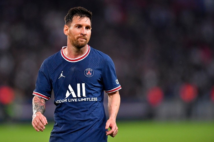 Messi em campo pelo PSG. (Foto: Getty Images)