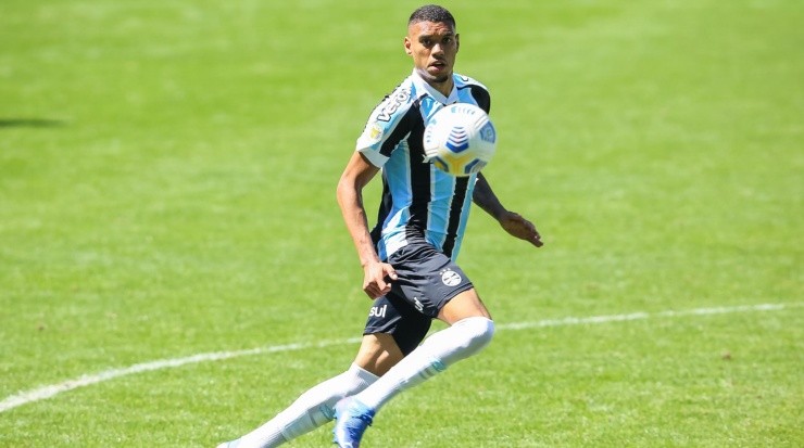 Ruan: deixa o clube ao fim da temporada (Foto: Pedro H. Tesch/AGIF) Ruan: deixa o clube ao fim da temporada (Foto: Pedro H. Tesch/AGIF)