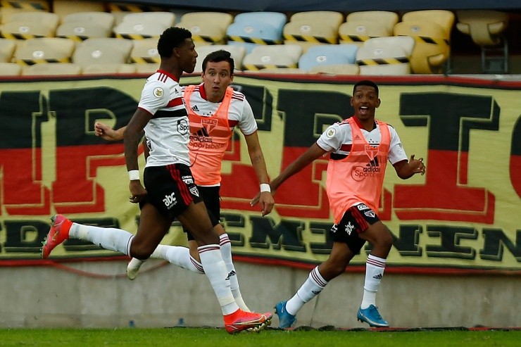 Arboleda festeja gol contra o Flamengo. (Foto: Wagner Meier/Getty Images)
