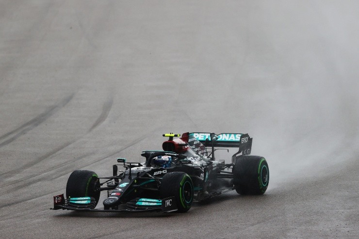 O inglês abodeceu a equipe e deu certo. Vitória na Rússia.  (Foto: Getty Images)