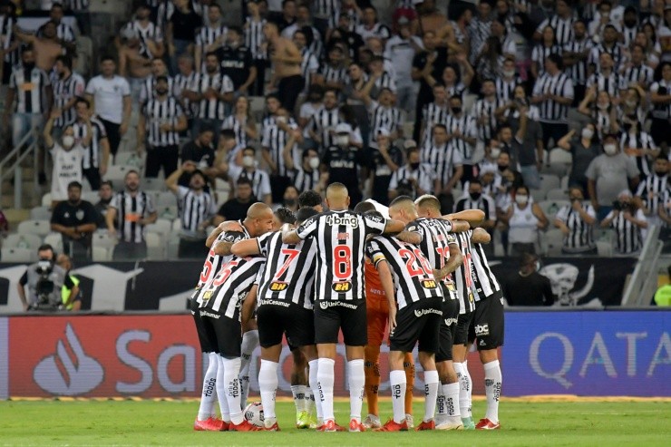 Atleticnos no Mineirão, palco do jogo deste sábado. (Foto: Getty Images)
