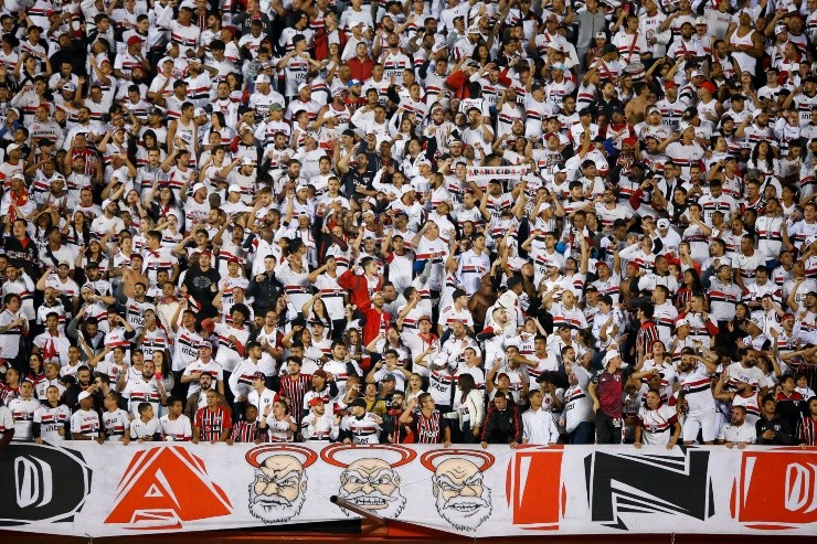 Torcida do São Paulo no Morumbi. (Foto: Getty Images)