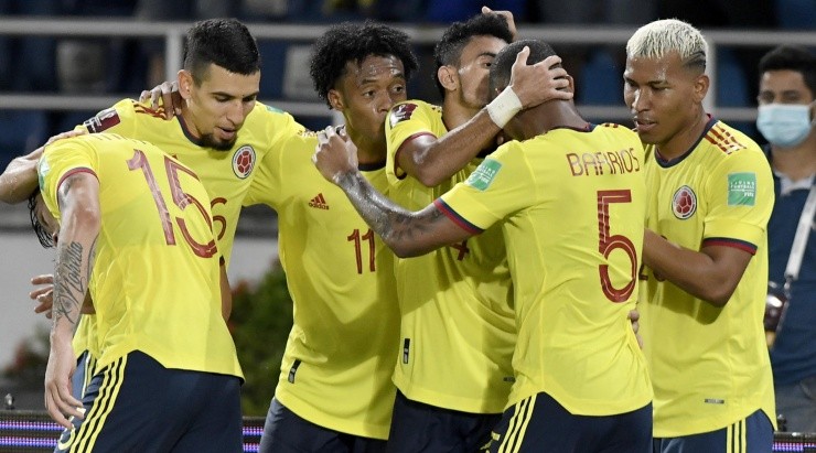 Comemoração dos jogadores colombianos (Foto: Getty Images)